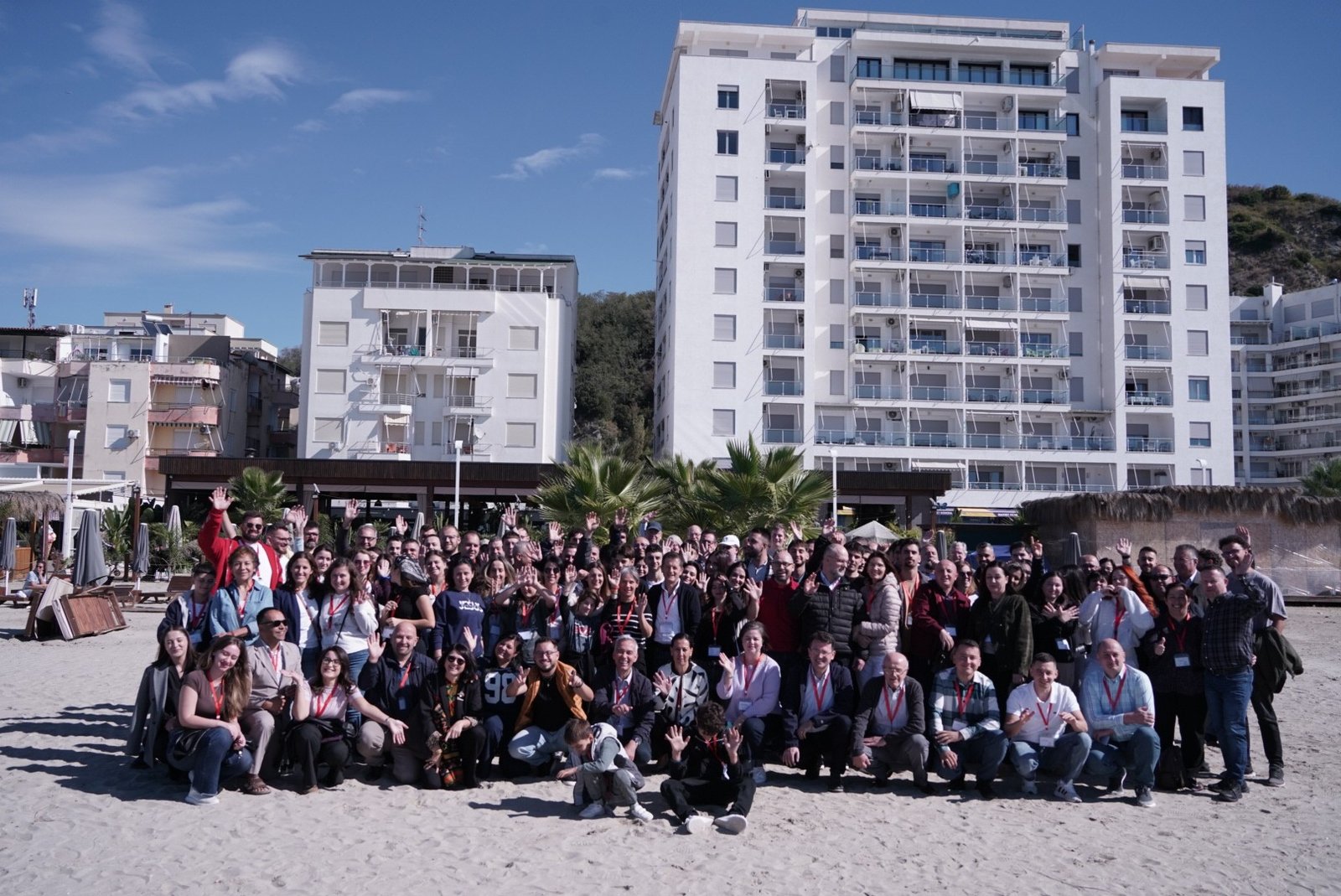 Foto grupi e pjesëmarrësve në 35-vjetorin e BSKSH-së